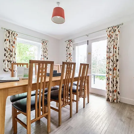 Elm - Woodland Feriehus