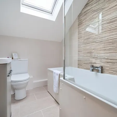 Elm - Woodland Ferienhaus *